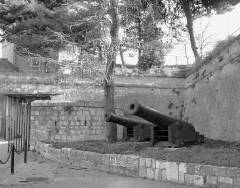 Pokrajinski komitet KPH vodio je akciju da se iz vojnih objekata oduzmu, prikupe, sačuvaju i pohrane u improvizirana skladišta sve moguće oružje, municija i vojna oprema