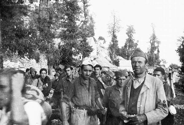 Nakon kapitulacije Italije iz Splita i okolice stizali su mnogobrojni borci u partizanske redove