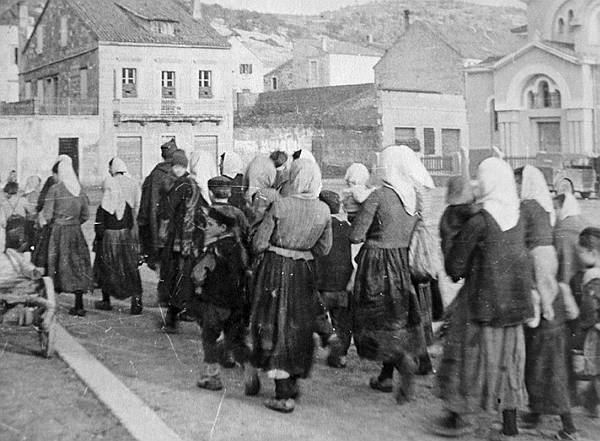 Narod kreće u zbjeg s Visa