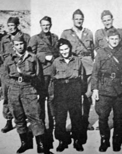 Članovi Oblasnog komiteta KPH za Dalmaciju u Livnu u jesen 1943.- u prvom redu: Andrija Božanić, Neda Marović i Ivica Kukoč; u drugom redu: Ante Jurjević Baja, Svetislav Stefanović, instruktor CK KPJ, Vicko Krstulović i Drago Gizdić