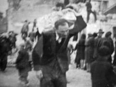 u čišćenju grada od ruševina se nastavljaju